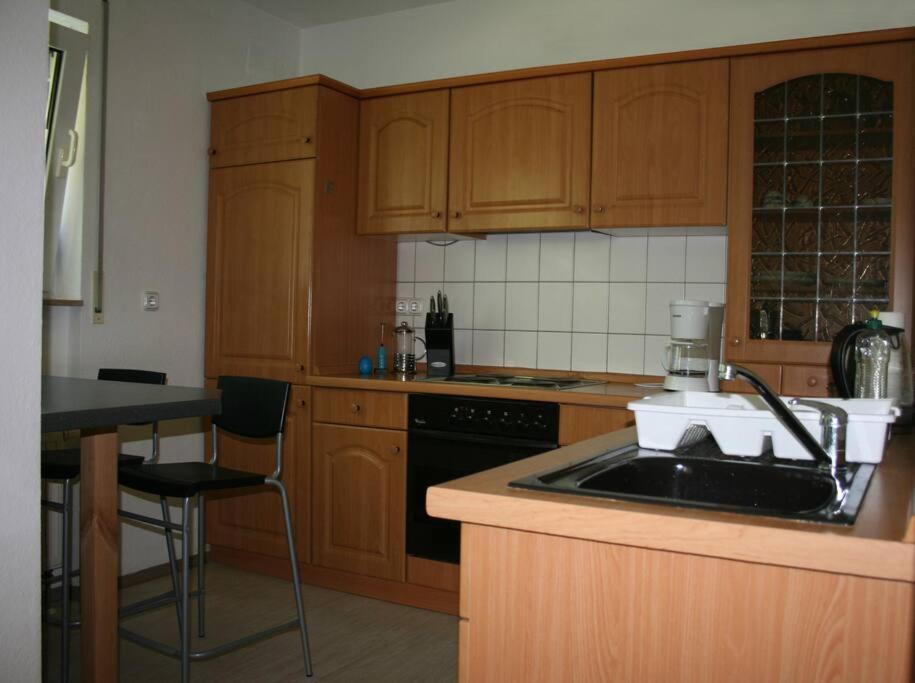 Ruhig Und Doch Zentral Apartment แอร์ฟวร์ท ภายนอก รูปภาพ