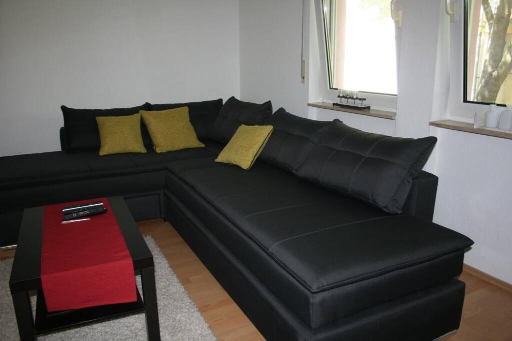 Ruhig Und Doch Zentral Apartment แอร์ฟวร์ท ภายนอก รูปภาพ